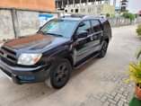 A picture of TOYOTA 4RUNNER Clean and sharp 2005 model A C ENG