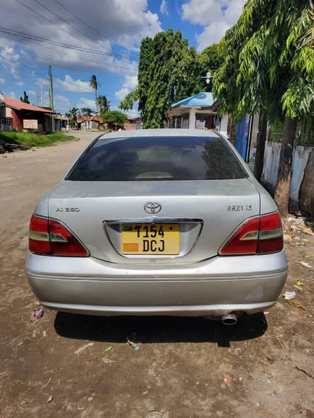 A picture of TOYOTA BREVIS FORSALE