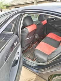A picture of Hyundai sonata 2012