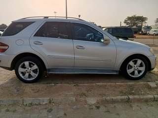A picture of 2011 Mercedes Benz ML350 4matic