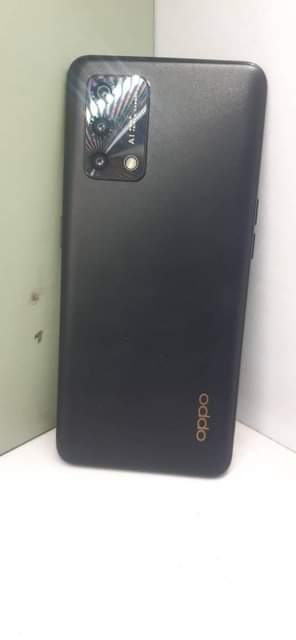 A picture of OPPO A95 400K