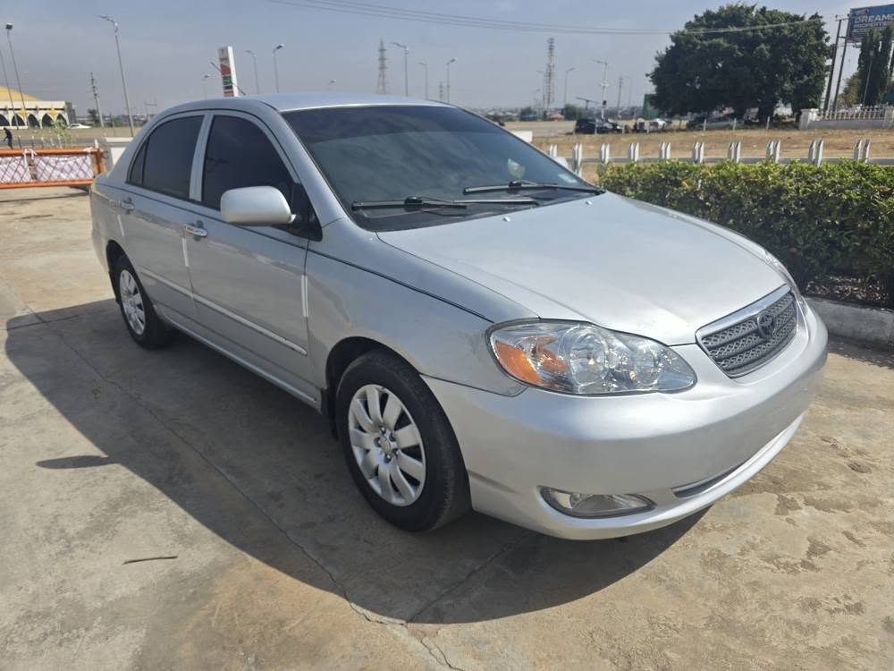 A picture of Toyota Corolla 2005