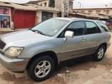 A picture of Lexus Rx 300