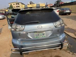 A picture of Lexus RX330 Neatly used clean in and out Engine Ac