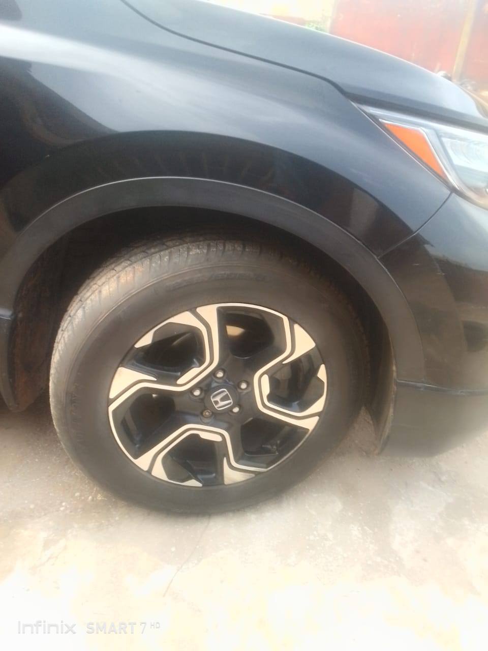 A picture of 2018 HONDA CR V