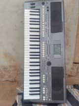 A picture of Kinanda kikubwa psr 670 Bei Rahisi kabisa milion 2 1m