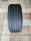 A picture of 275 45 20