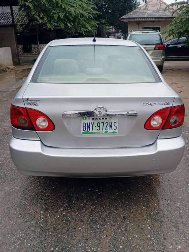 A picture of 2005 Corolla 2005