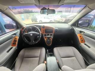 A picture of Toyota matrix