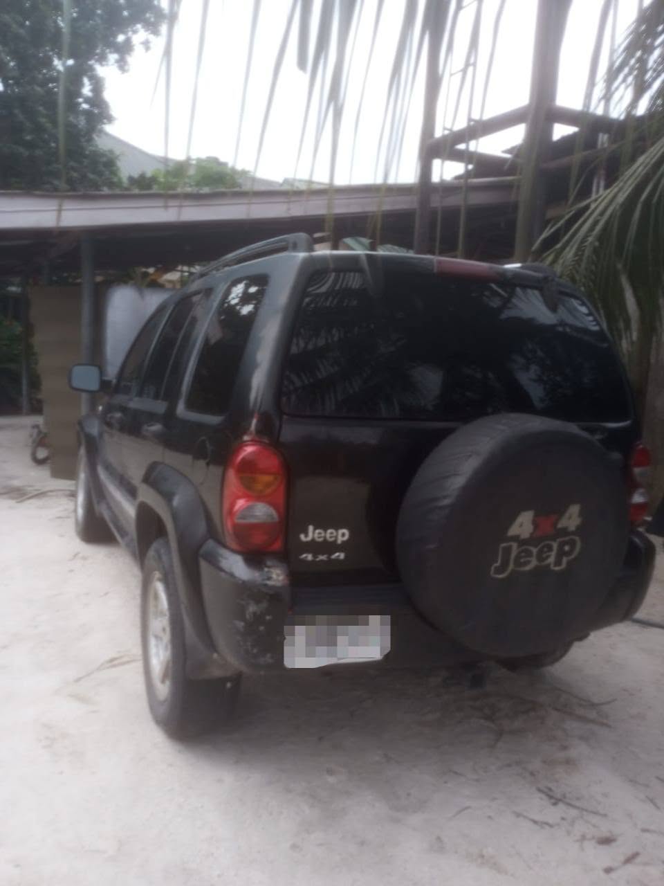A picture of LIBERTY JEEP 2005