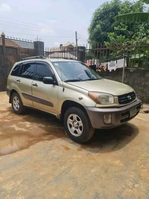 A picture of Clean And sharp 2004 Toyota RAV4 for sale at Affordable