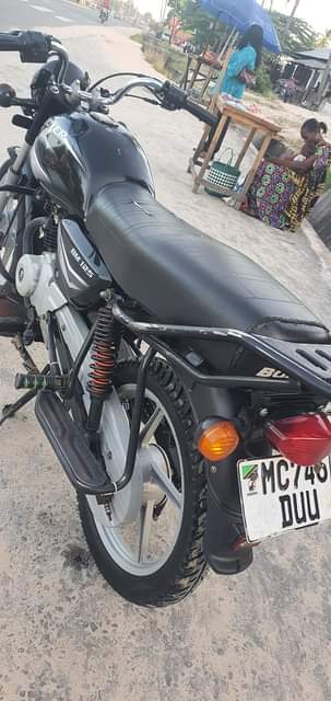 A picture of Boxer X cc 125