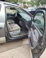 A picture of Exteremely clean and super sharp Registered 2002 model Toyota Sienna