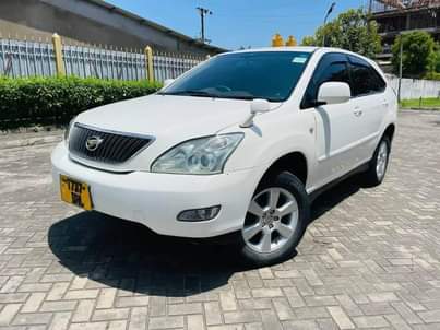 A picture of Toyota Harrier