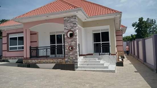 A picture of A brand new house for sale in kitende Entebbe road