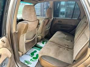 A picture of 2004 model Honda CR V First body Engine Gear Ac