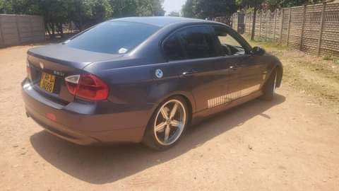 bmw 320i
