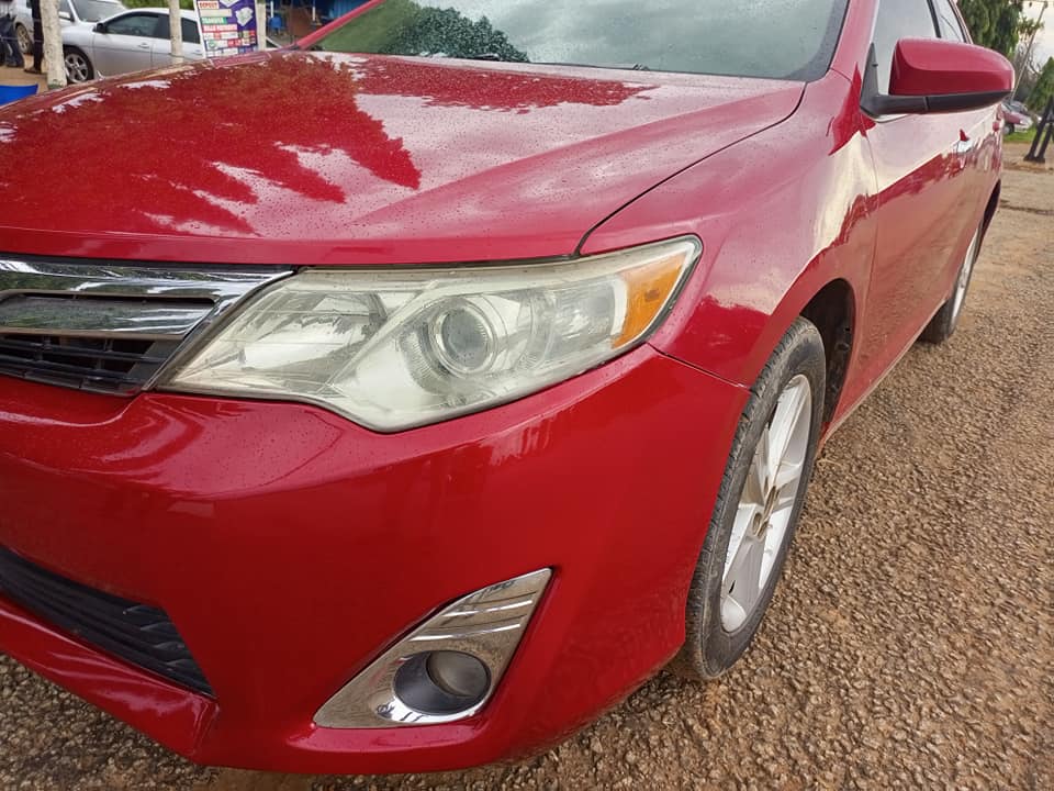A picture of 2012 Toyota Camry LE
