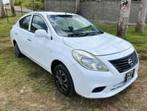 nissan versa
