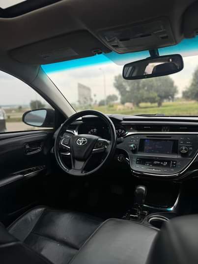 A picture of Toyota Avalon XLE 2014 Model