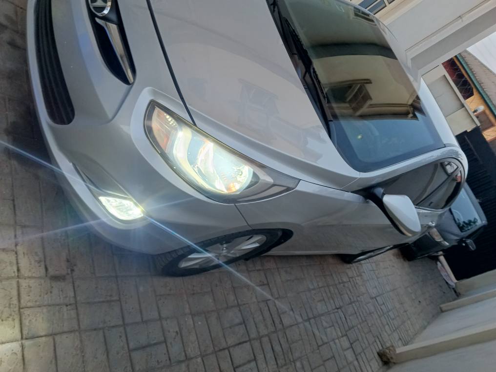 A picture of Hyundai Accent 2013