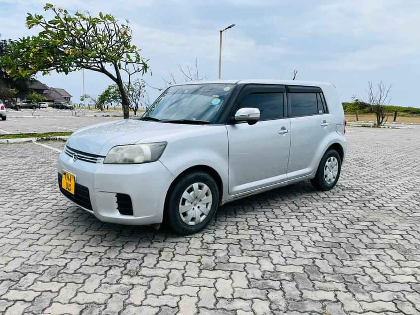 A picture of 2008 Toyota Rumio