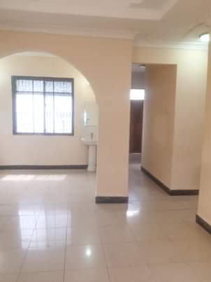 A picture of Nyumba kubwa ya kifamilia inapangishwa