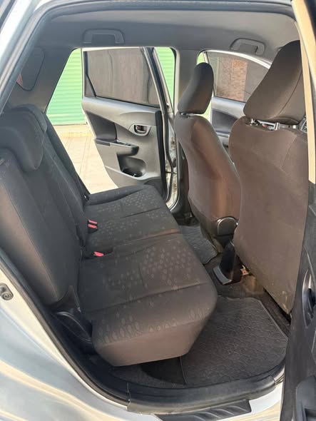 A picture of TOYOTA RACTIS NEW MODEL