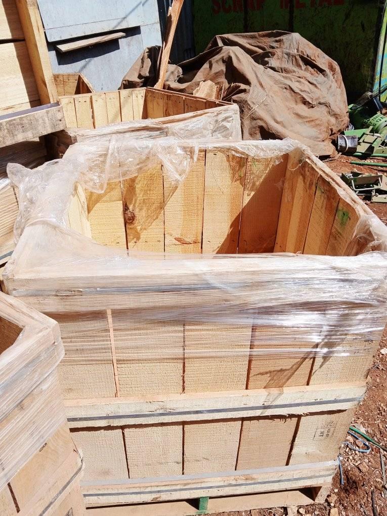 A picture of Wooden pallet boxes