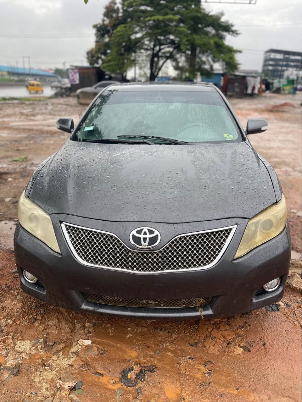 A picture of Awooof Deal First Body pan 08 Camry Engine Gear 80