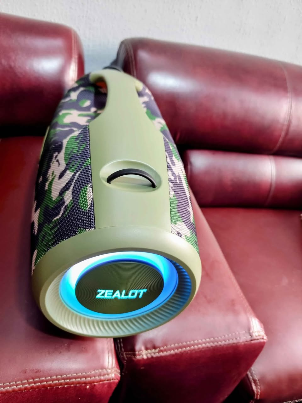 A picture of Zealot s89 heavy bass giant