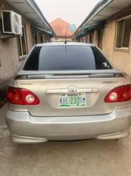 A picture of Belgium grade 2004 model toyota corolla With sound engine Smooth