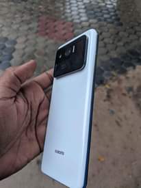 A picture of Xiaomi mi 11 ultra 256gb 12 3gb ram