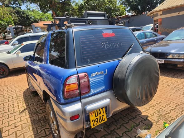 A picture of Rav4 short on sale