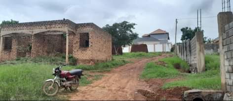 A picture of Quick land on sell