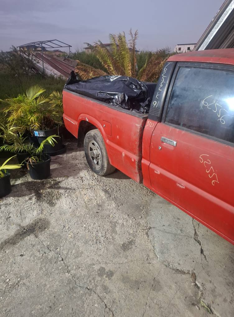 mazda b1600