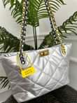 A picture of Bag