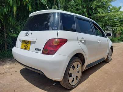 A picture of OFFER TOYOTA IST