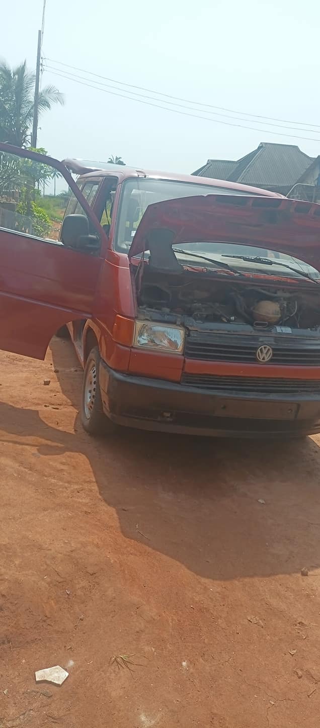 A picture of Clean Nigeria used Volkswagen T4