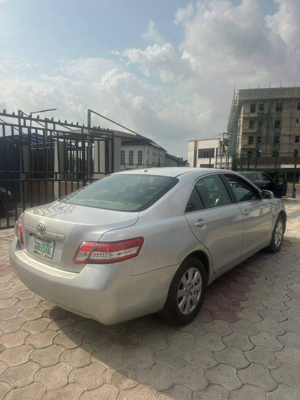 A picture of Toyota camry 2011 model