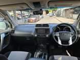 A picture of TOYOTA PRADO 150