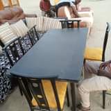 A picture of Meza ya chakulaa imeshakamilinaa njoo uxhukue ukatumiee