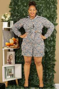 A picture of Two piece top short ladies set price 1000kshs WhatsApp 0718234199