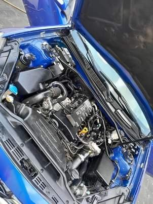 A picture of Distress Sale Foreign used 2013 HYUNDAI GENSIS sport car Original