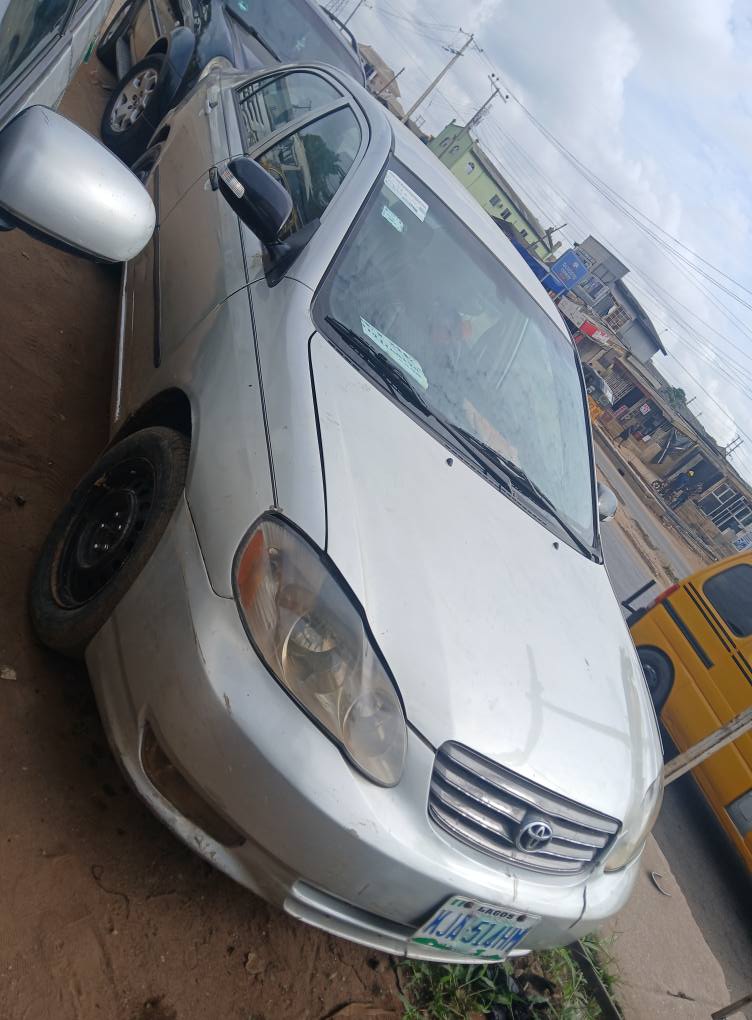 A picture of Registered 2003 Toyota Corolla LE