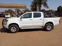 used toyota hilux