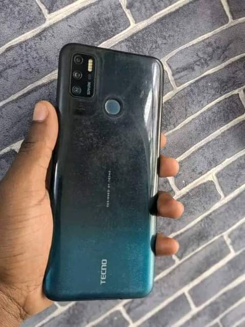 tecno spark