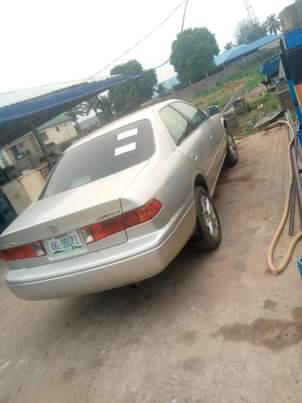 A picture of Toyota Camry 2001