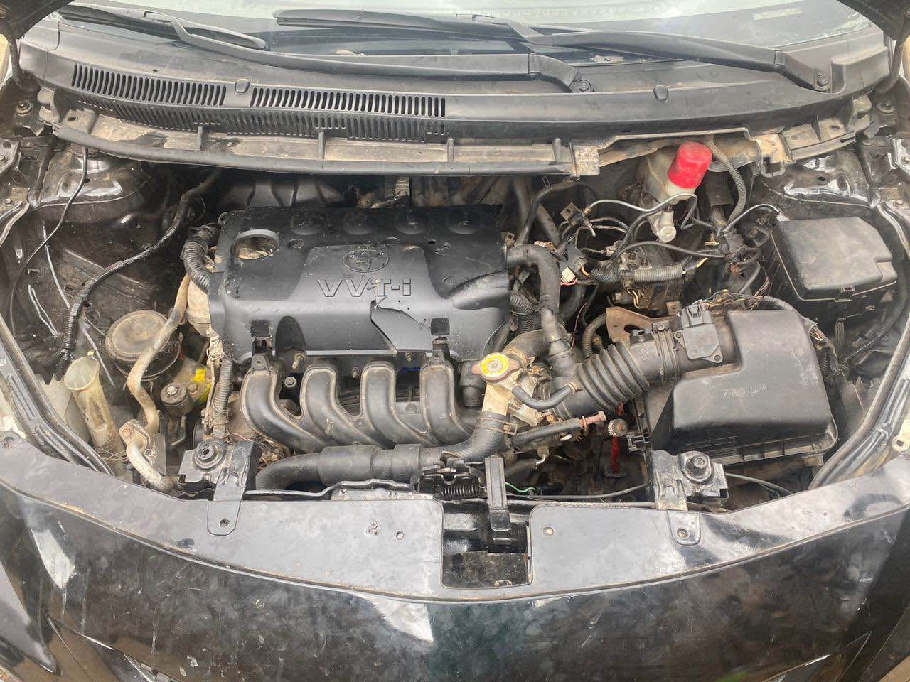 A picture of V clean 2008 Toyota Yaris Painted on first body Clean
