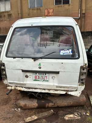 A picture of Nissan vannitte for sale